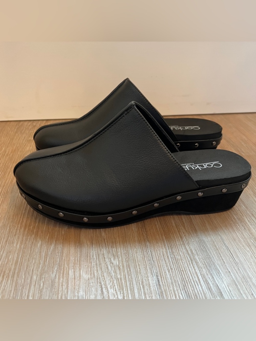 Corkys Black Platform Clogs Size 8 Slip On Studded Comfort Shoes - Picture 3 of 8